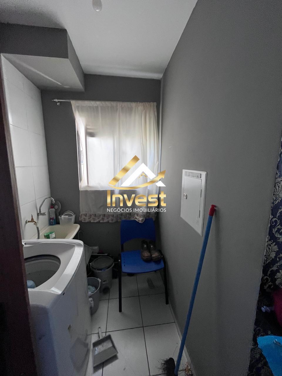 Apartamento à venda com 2 quartos - Uvaranas,Ponta Grossa