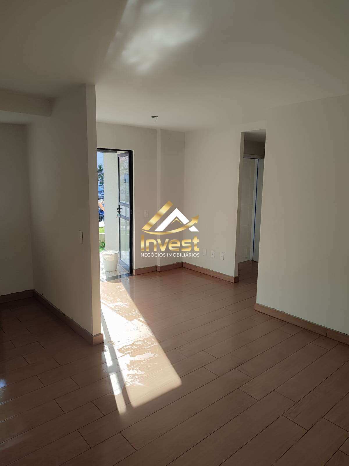 Apartamento Garden à venda com 2 quartos, 66m² - Uvaranas,Ponta Grossa