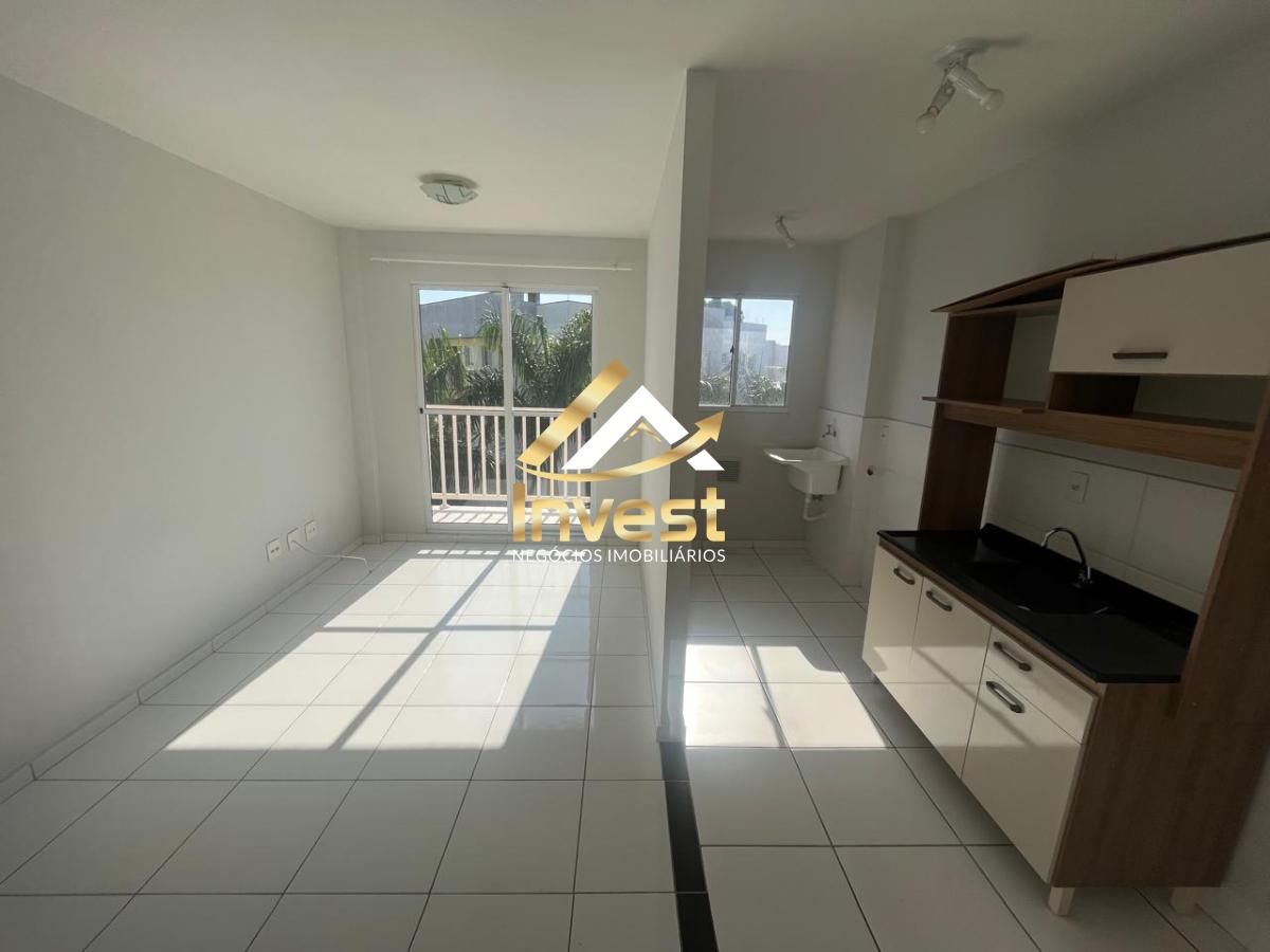 Apartamento à venda com 2 quartos - Uvaranas,Ponta Grossa