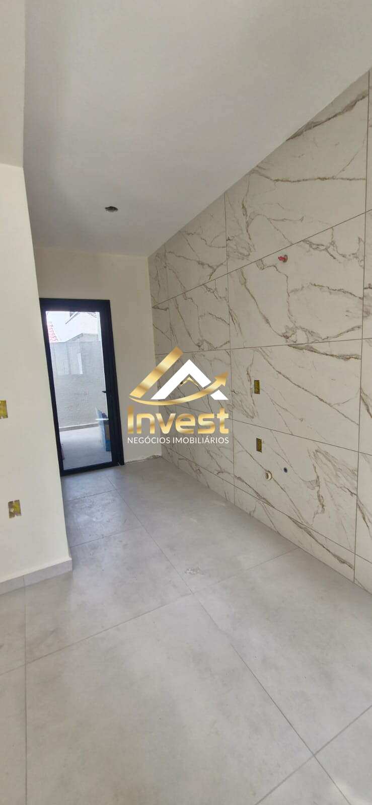  - Belíssima casa 3 quartos sendo 1 suíte - Acabamento de alta qualidade e cômodos espaçosos