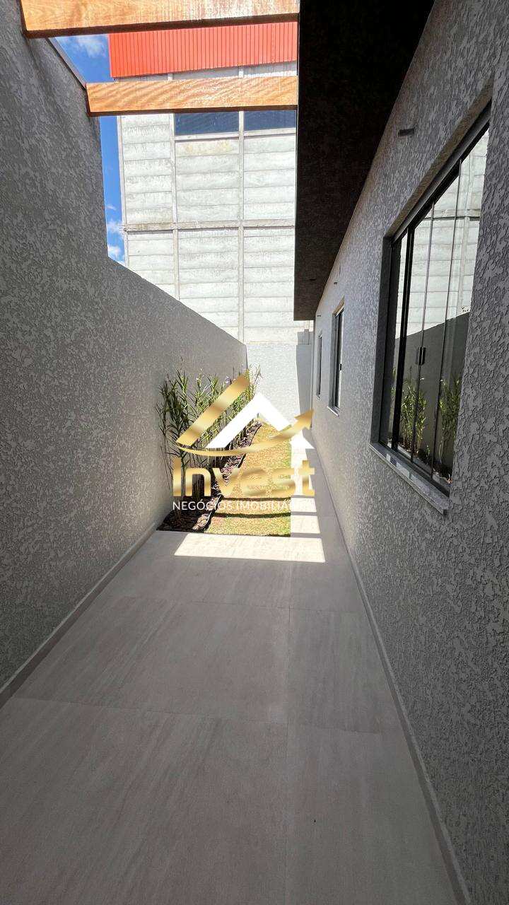  - Belíssima casa 3 quartos sendo 1 suíte - Acabamento de qualidade - Próximo do lago de Olarias