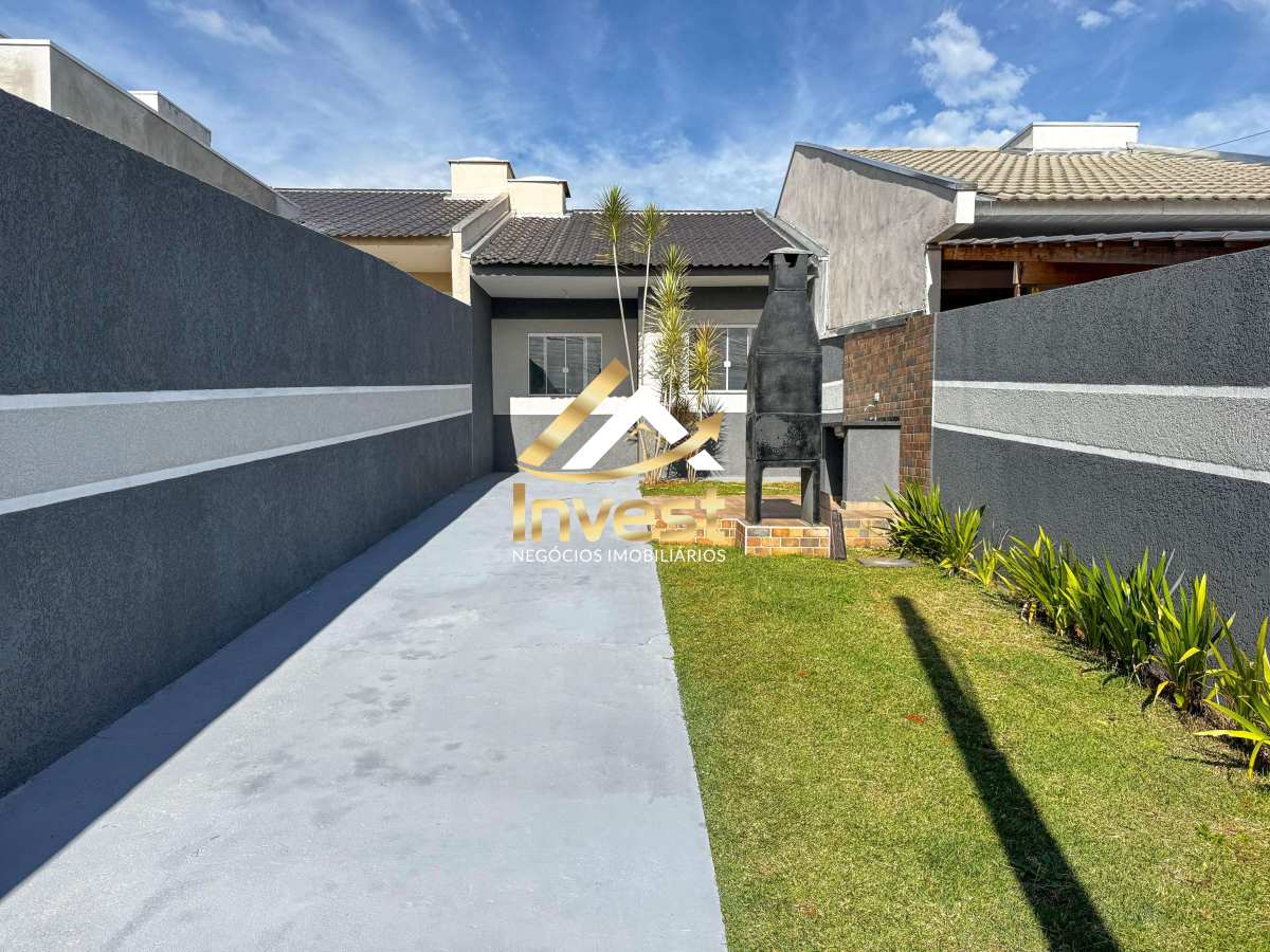  - Belíssima casa em laje, 2 quartos e churrasqueira - Próximo do lago de Olarias