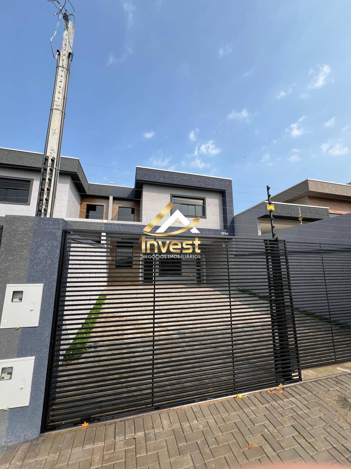 Sobrado à venda com 3 quartos, 150m² - Jardim Carvalho,Ponta Grossa