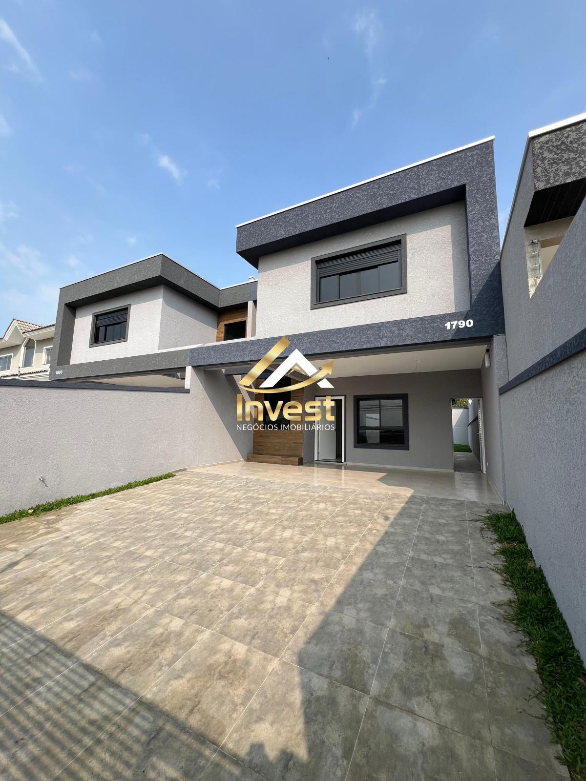  - Belíssimo sobrado no Jardim Carvalho - Todo conforto que você e sua família precisam encontrará neste imóvel.