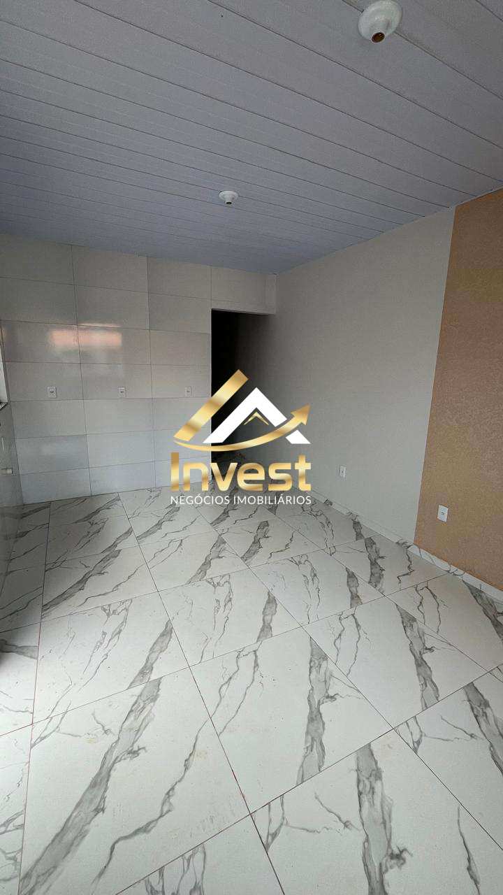 Casa à venda com 2 quartos, 51m² - Contorno,Ponta Grossa