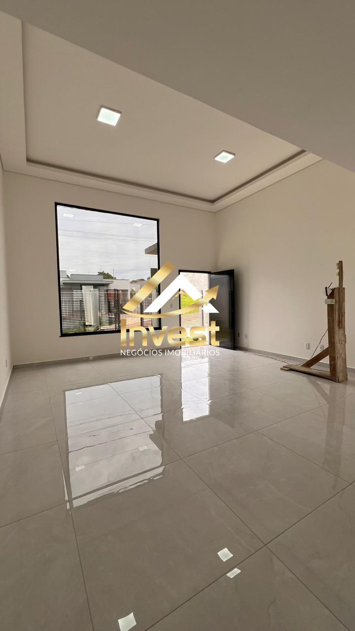  - Casa 3 quartos sendo 1 suíte com belíssimo acabamento