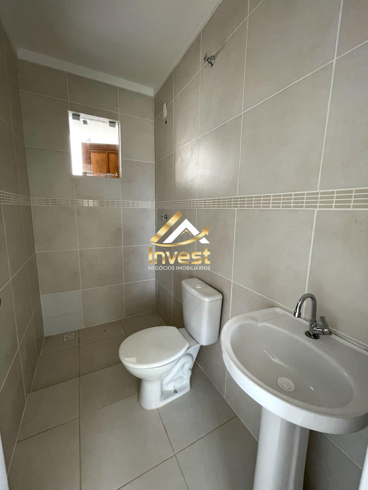  - Casa com 2 quartos, 50m², à venda em Ponta Grossa, Piriquitos