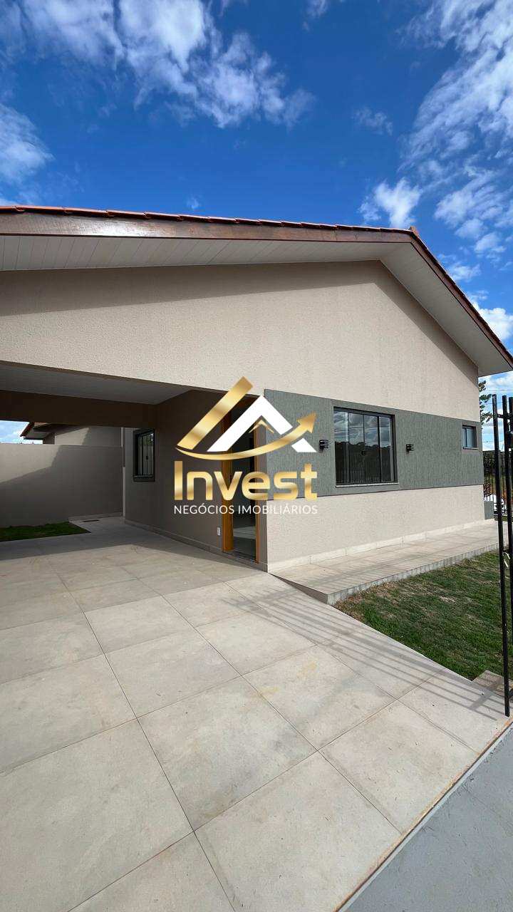  - Casa de esquina 3 quartos - Garagem coberta - Região Contorno