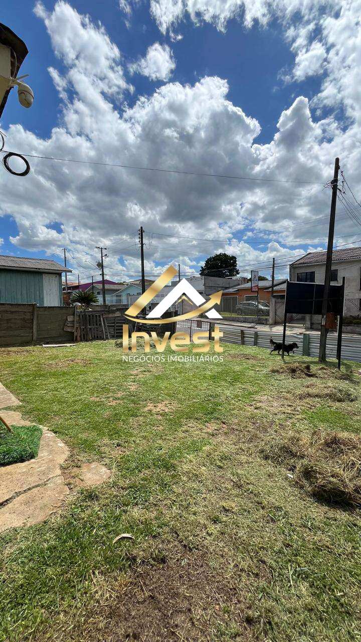  - Casa de esquina 3 quartos sendo 1 suíte com amplo terreno - Potencial para imóvel comercial