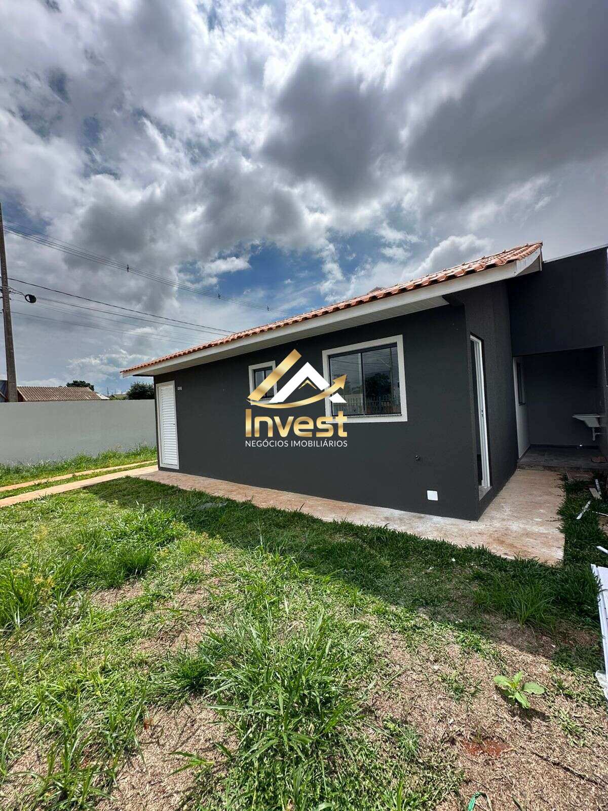  - Casa de esquina com amplo terreno - Vila Cipa