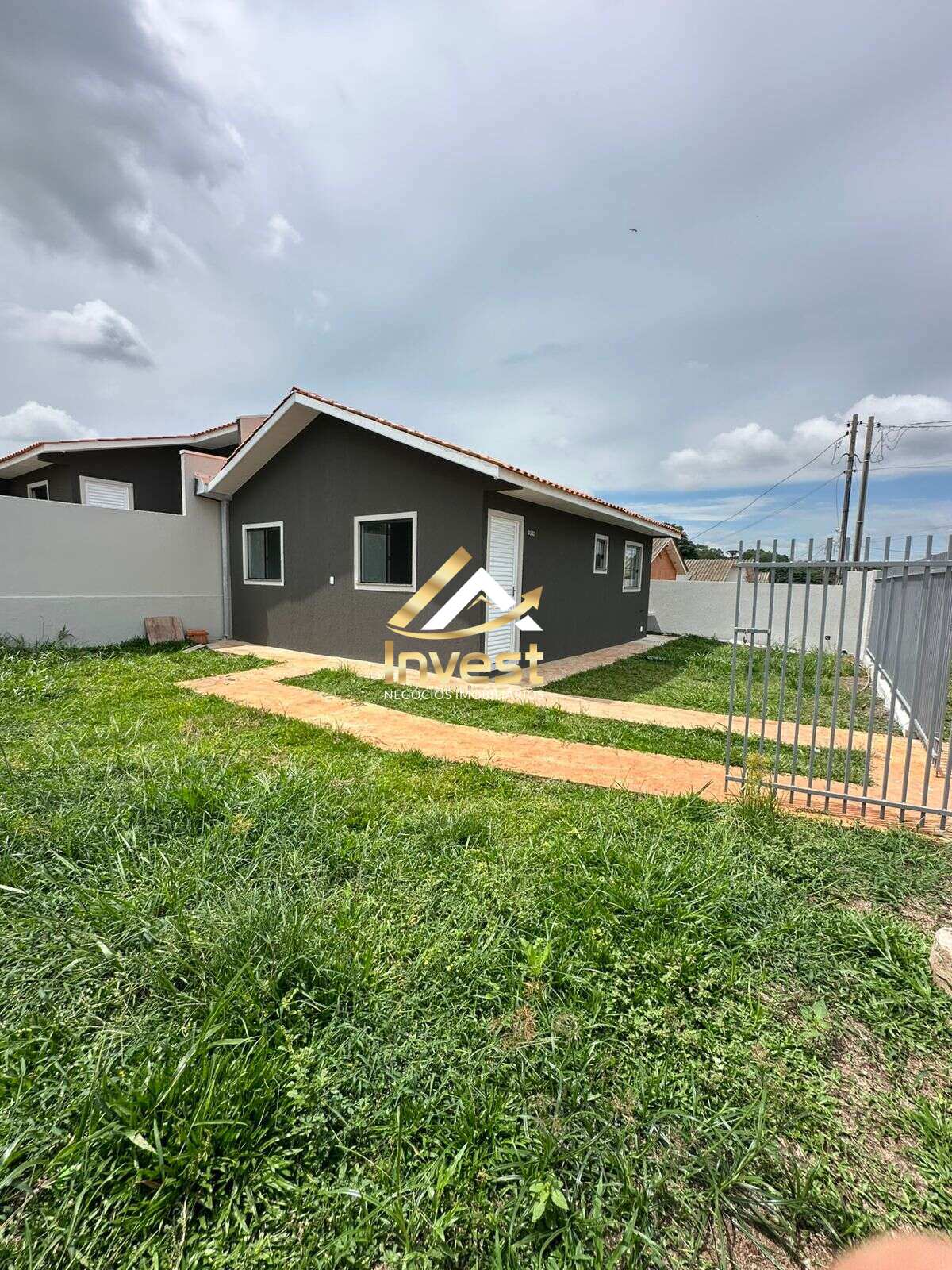 Casa à venda com 2 quartos, 55m² - Cará-Cará,Ponta Grossa