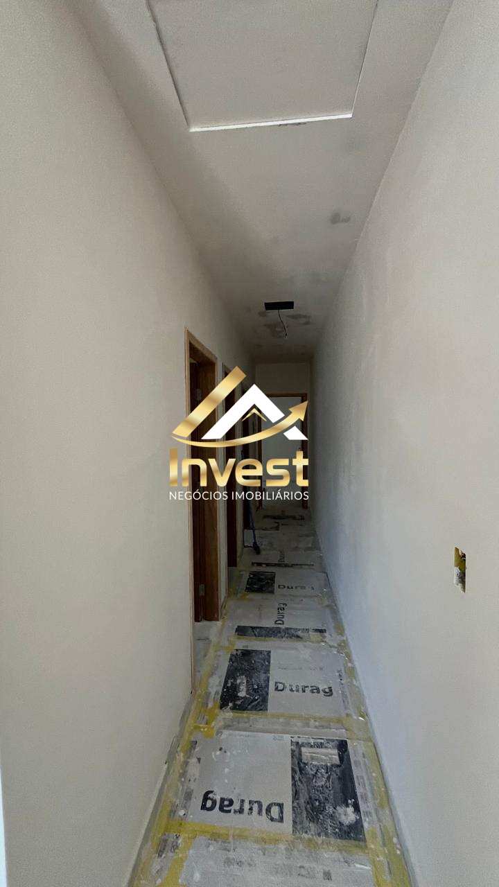  - Imperdível - Casa na região Boa Vista - 3 quartos e amplo terreno nos fundos