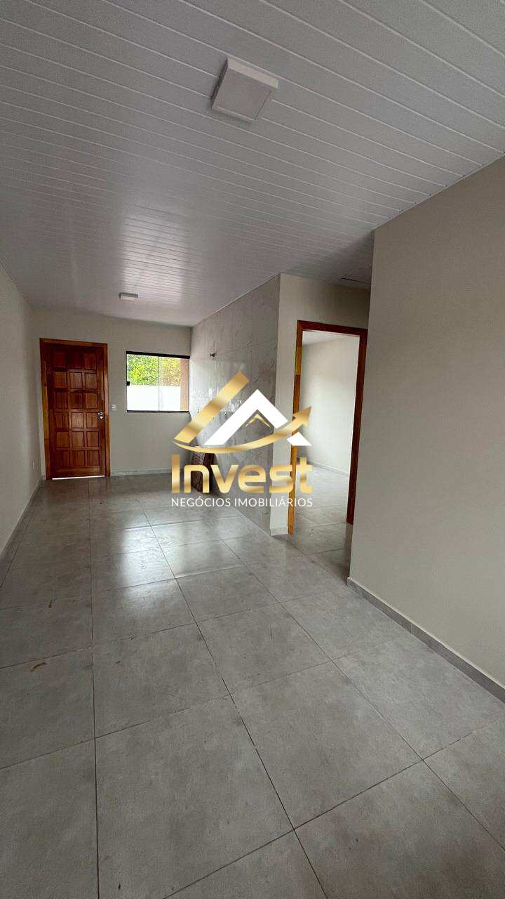 Casa à venda com 2 quartos, 50m² - Cará-Cará,Ponta Grossa