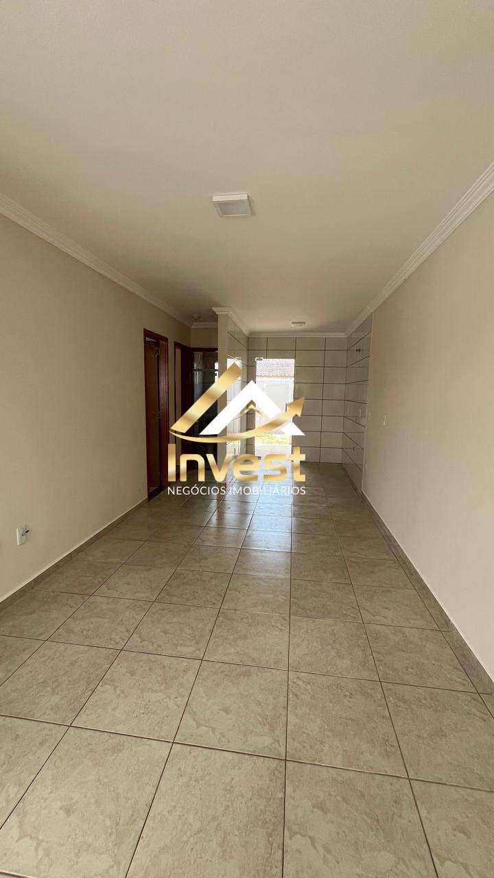 Casa à venda com 2 quartos, 55m² - Cará-Cará,Ponta Grossa