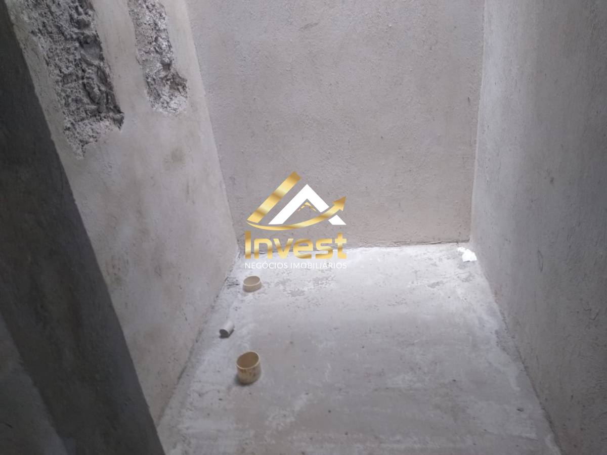  - Sobrado Residencial + Comercial em fase de construção